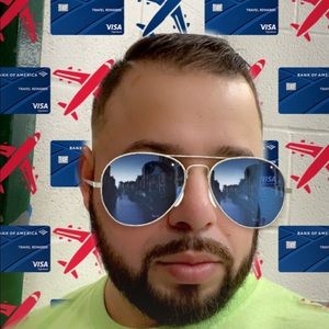 Meet your Posher, Candelario